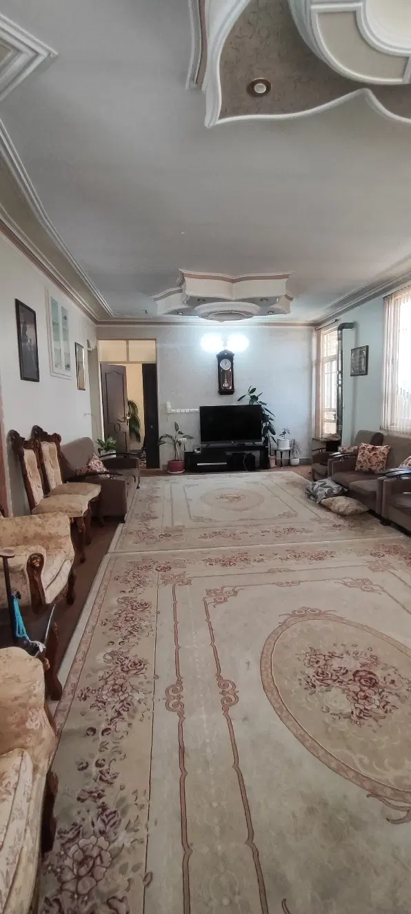 اجاره ویلایی سه طبقه شهدا