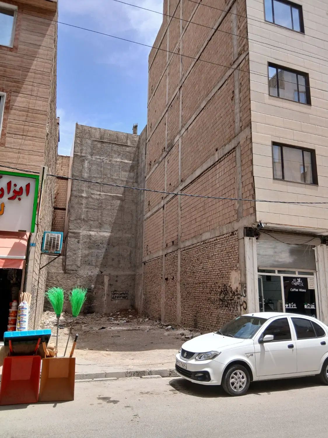 زمین مسکونی