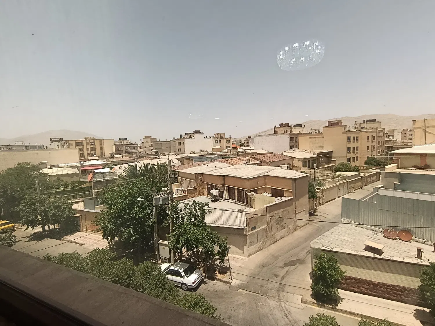 آپارتمان سه خوابه تک واحدی سیاحتگر