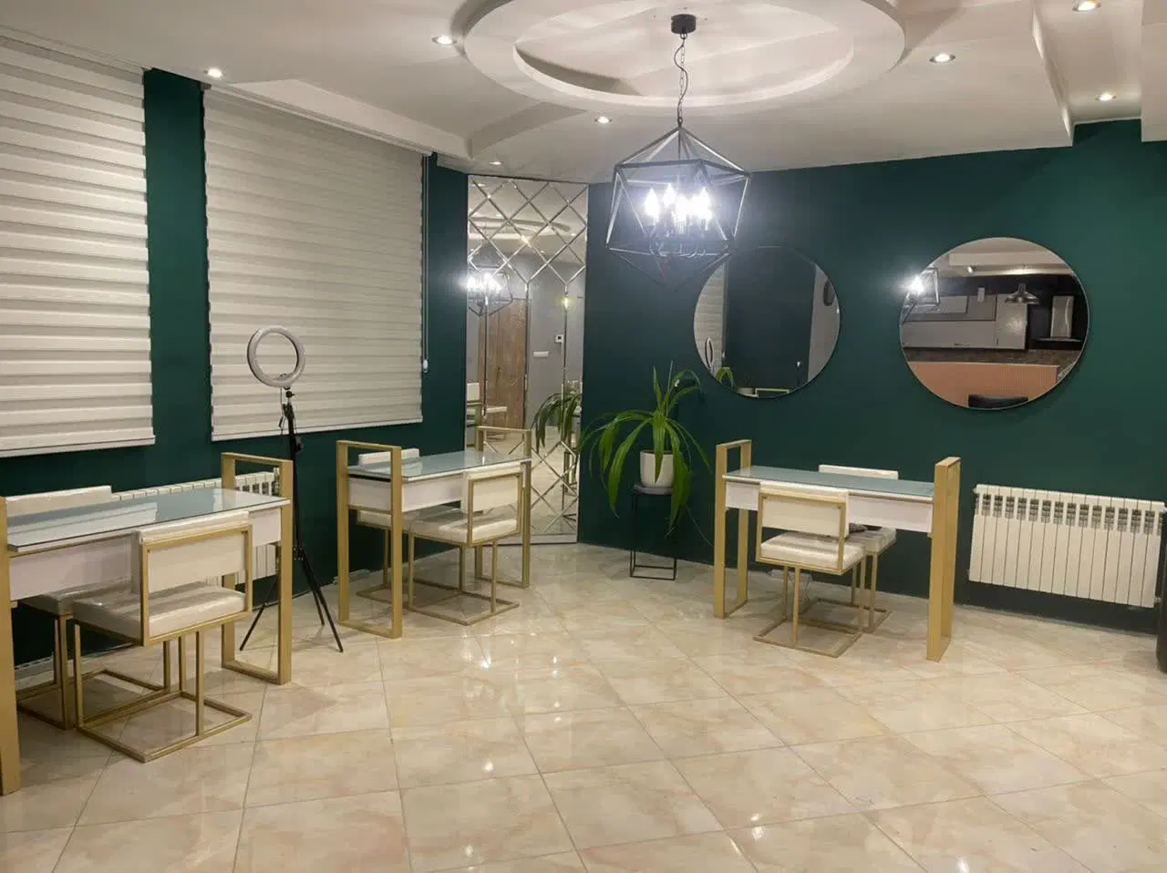 اجاره در سالن زیبایی واقع در بلوار امامت