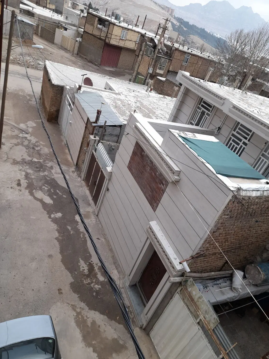ساختمان دو طبقه