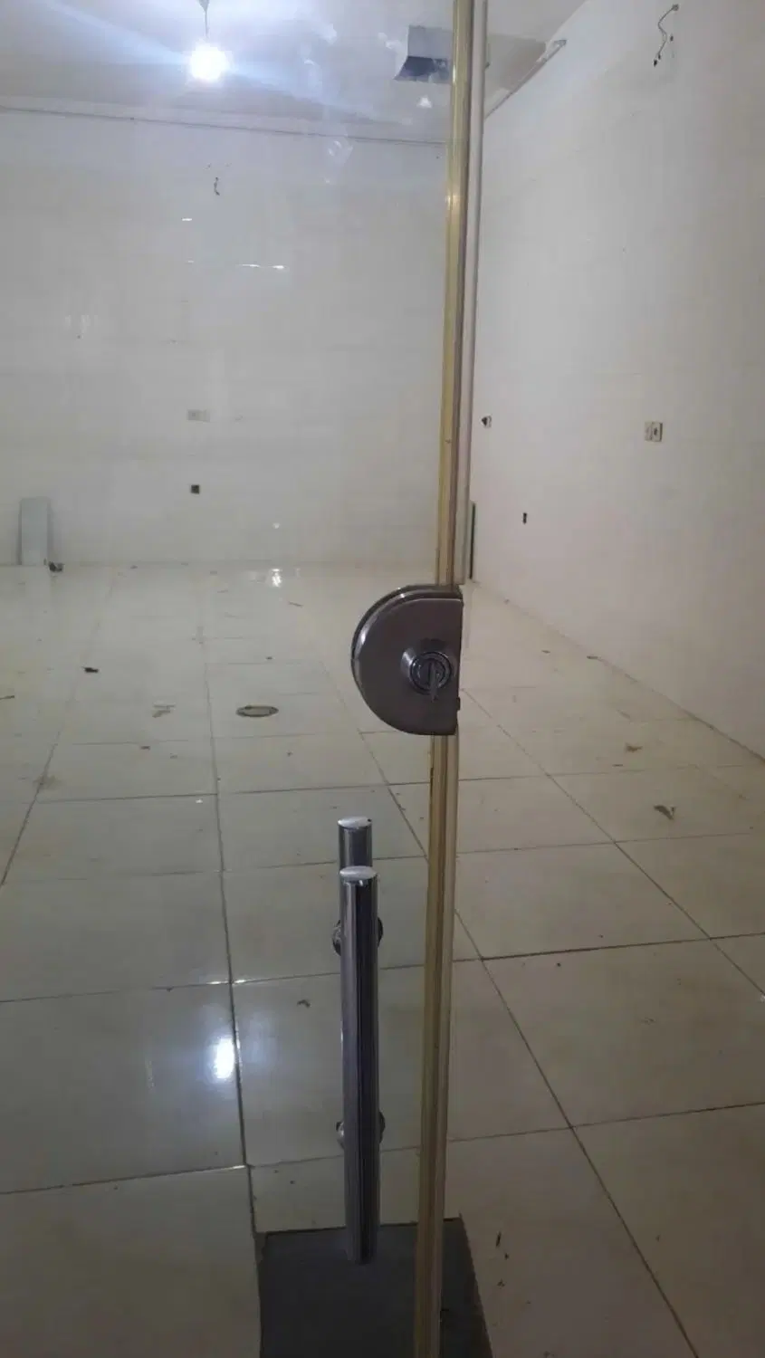 مغازه تجاری