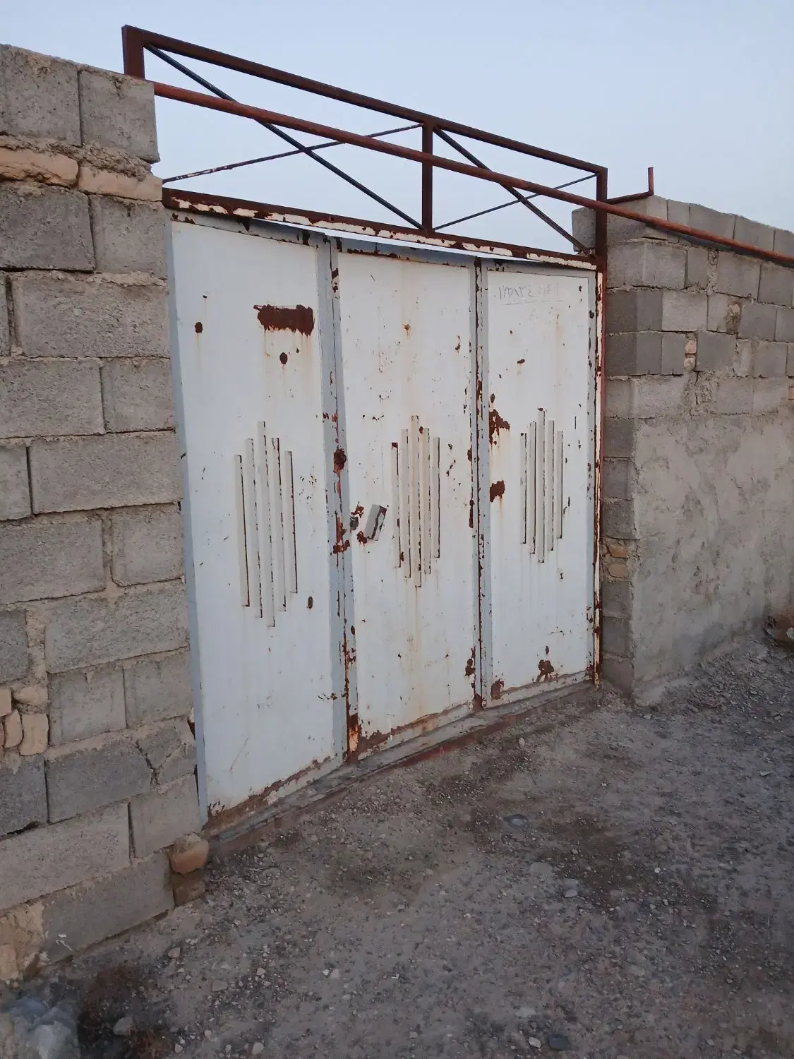 خانه ۵۵۵متری