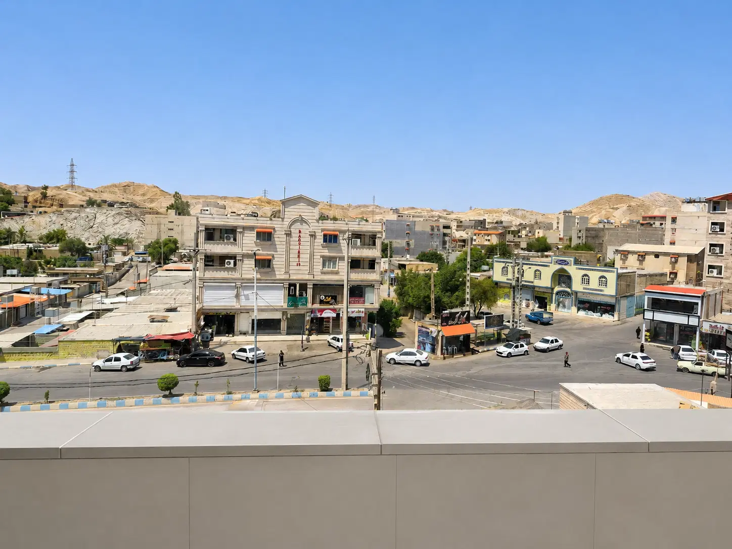 فروش آپارتمان کلید اول طبقه سوم، فلکه ۸ بنگله