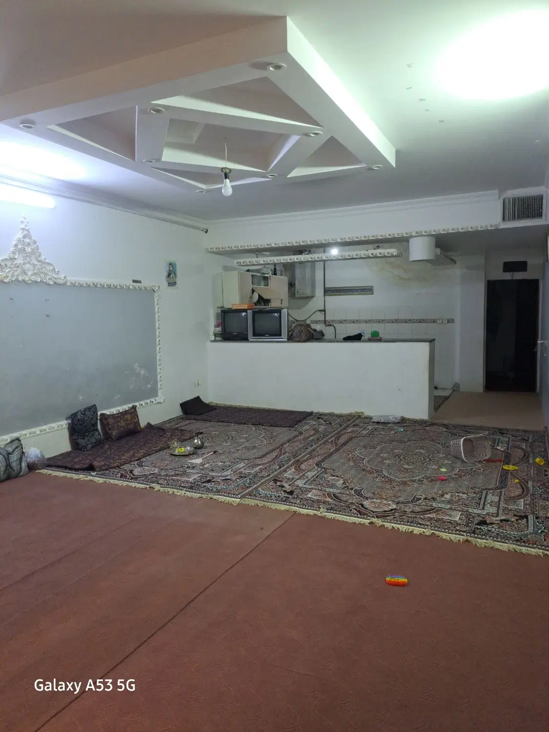 خانه ویلای ۱۰۰ متری همکف در کشمیری ۵۲
