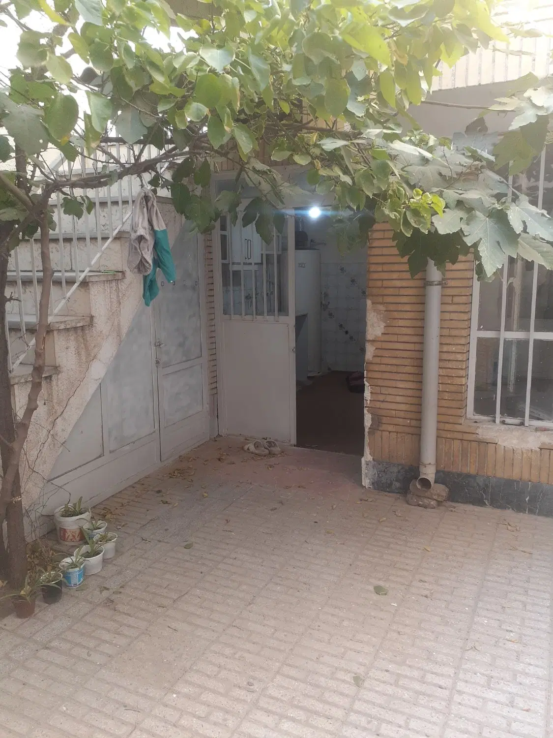 رهن و اجاره خانه دوطبقه ویلایی