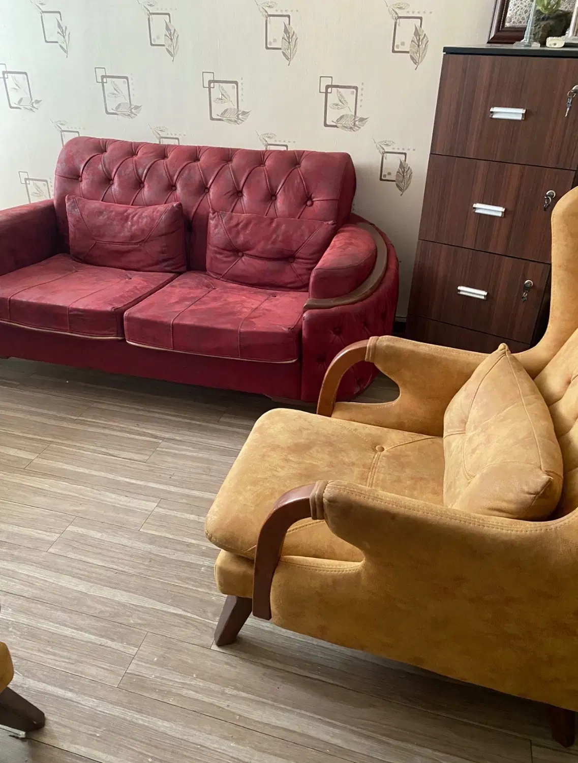 اجاره یک اتاق برای همکار وکیل