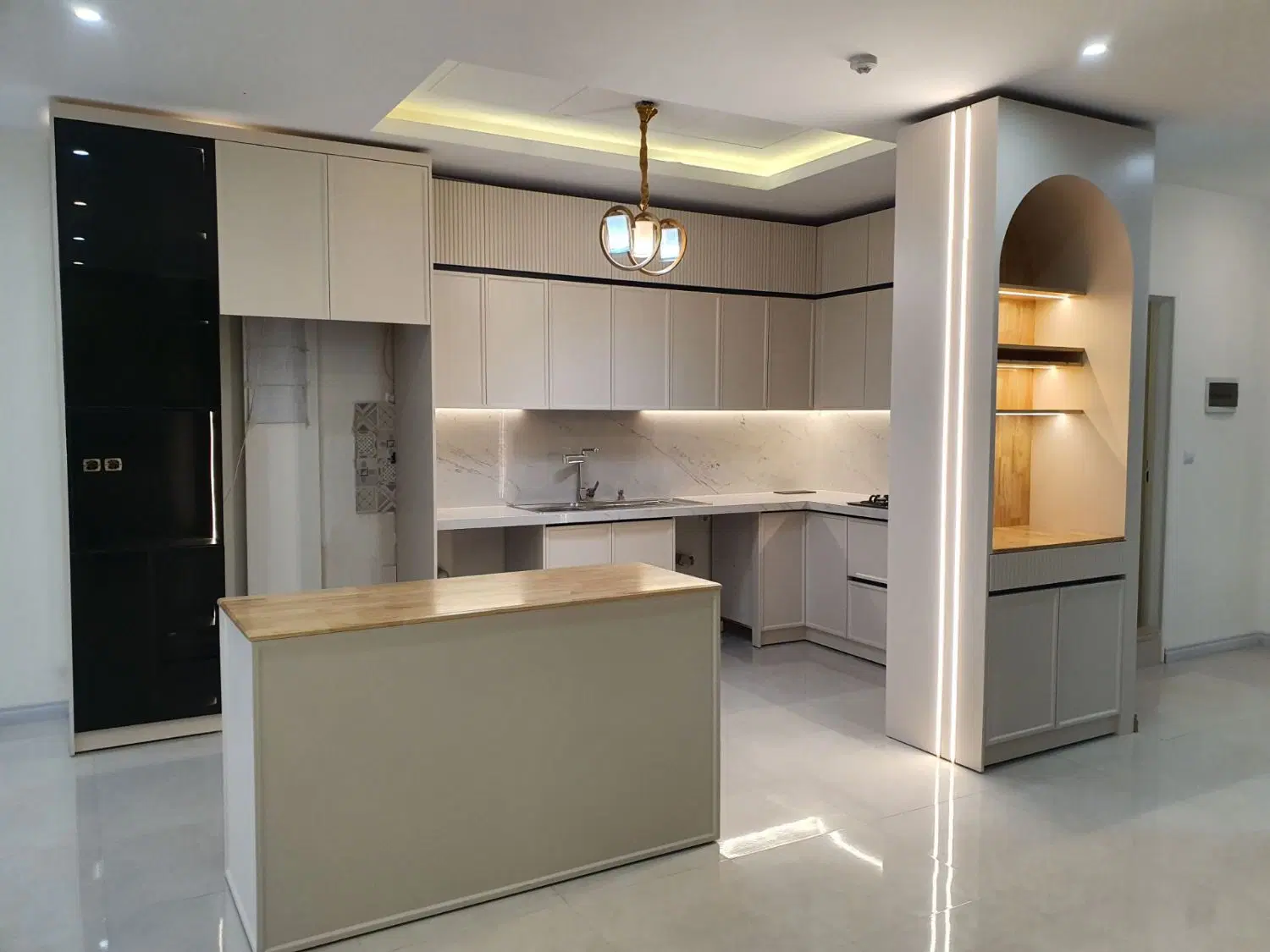 ۱۵۵ متری تاپ لوکیشن صادقیه