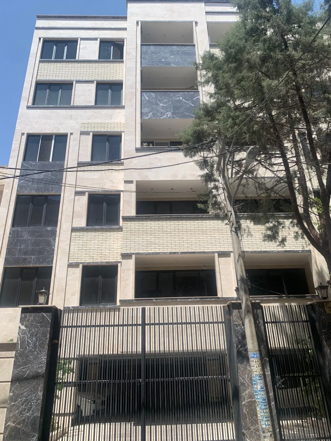 فروش اپارتمان در بلوار مولانا جهانشهر