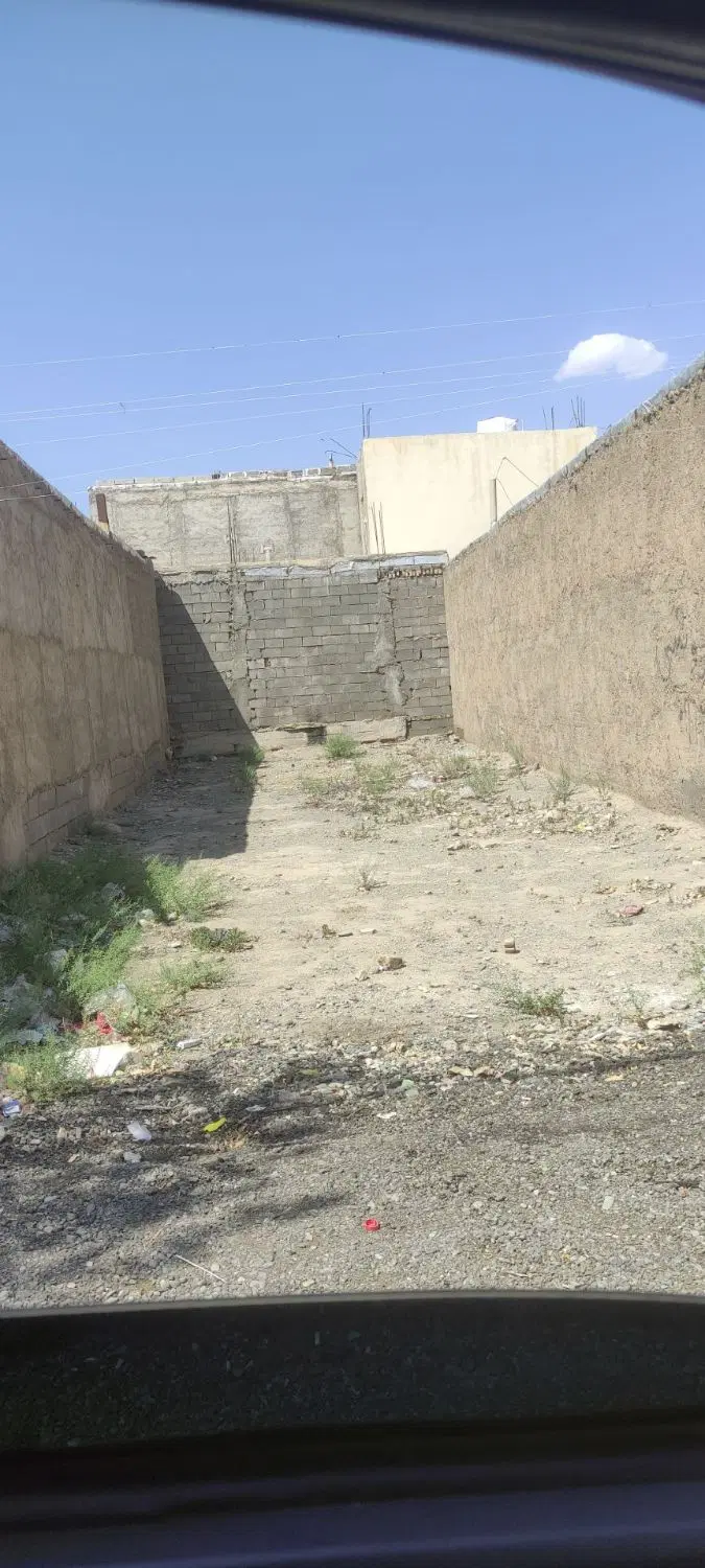 زمین ۱۳۰ متری