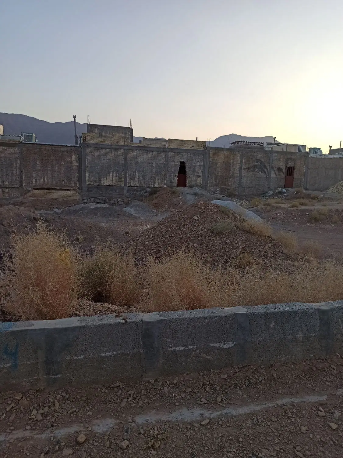 فروش یک قطعه زمین در شهرک ولیعصر بوانات