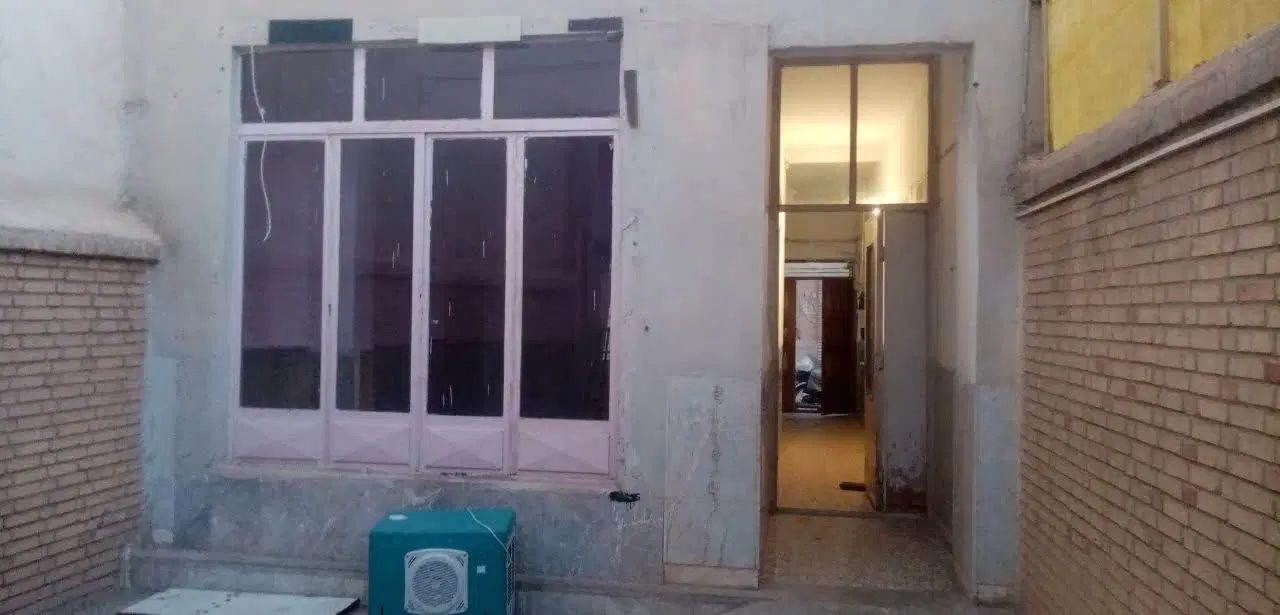 منزل خانه‌ دربست
