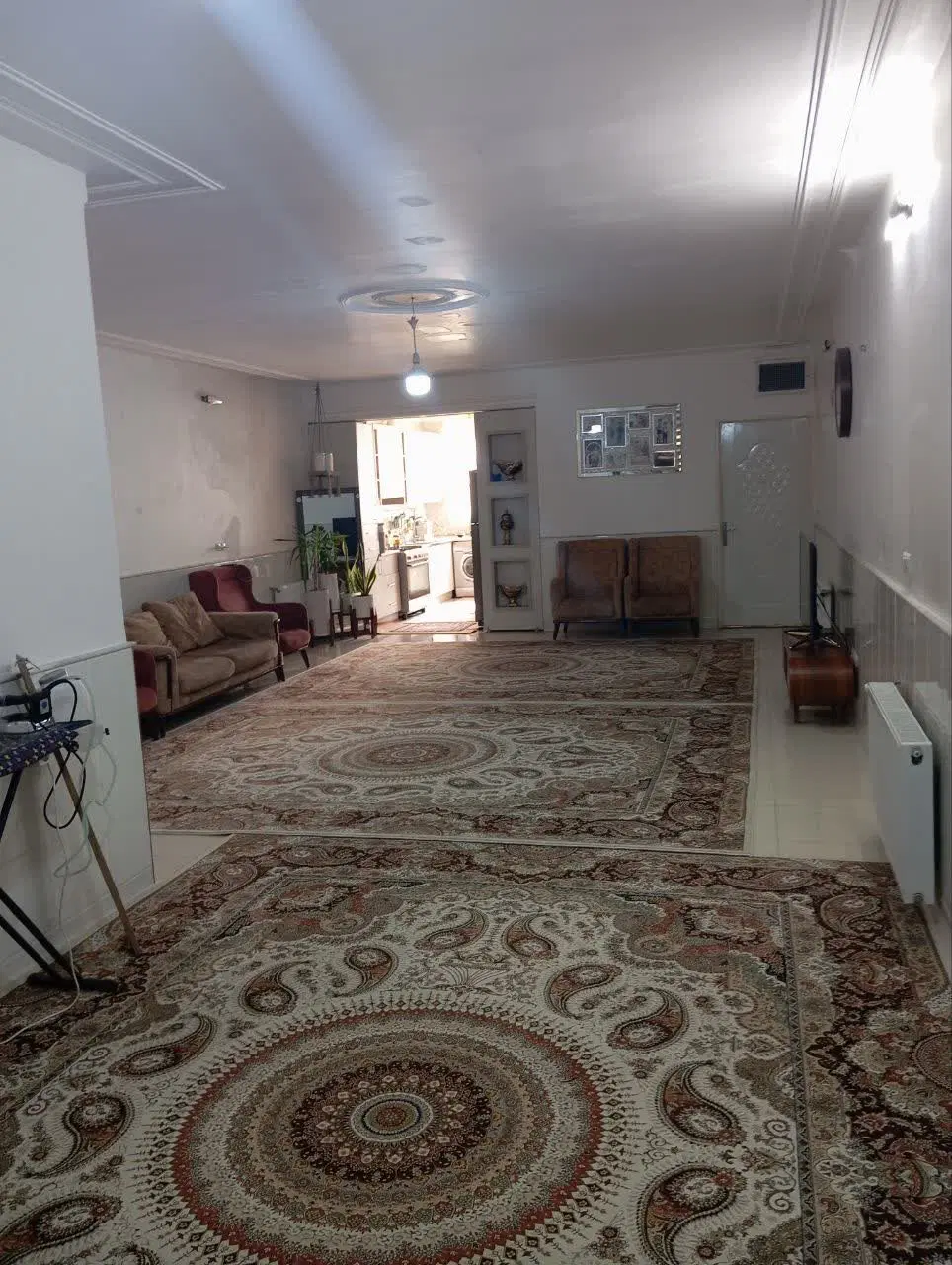 خونه دربست همکف داری پارکینگ
