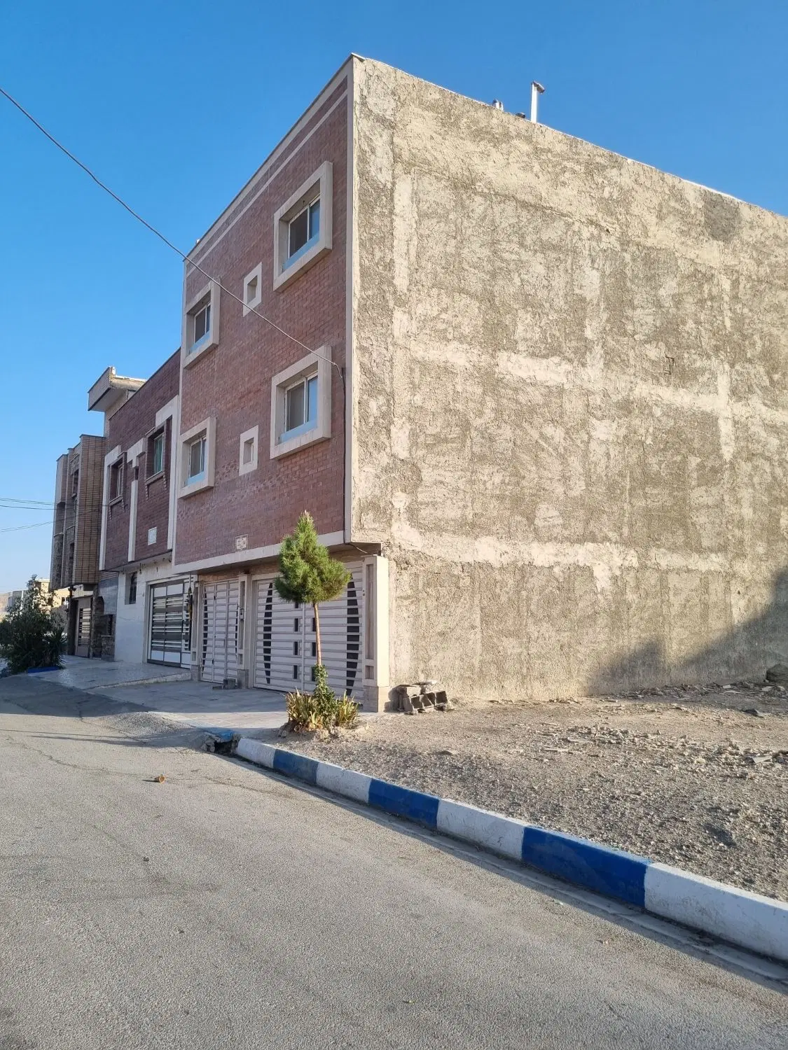 زمین مسکونی۲۰۰ متری مولنجان