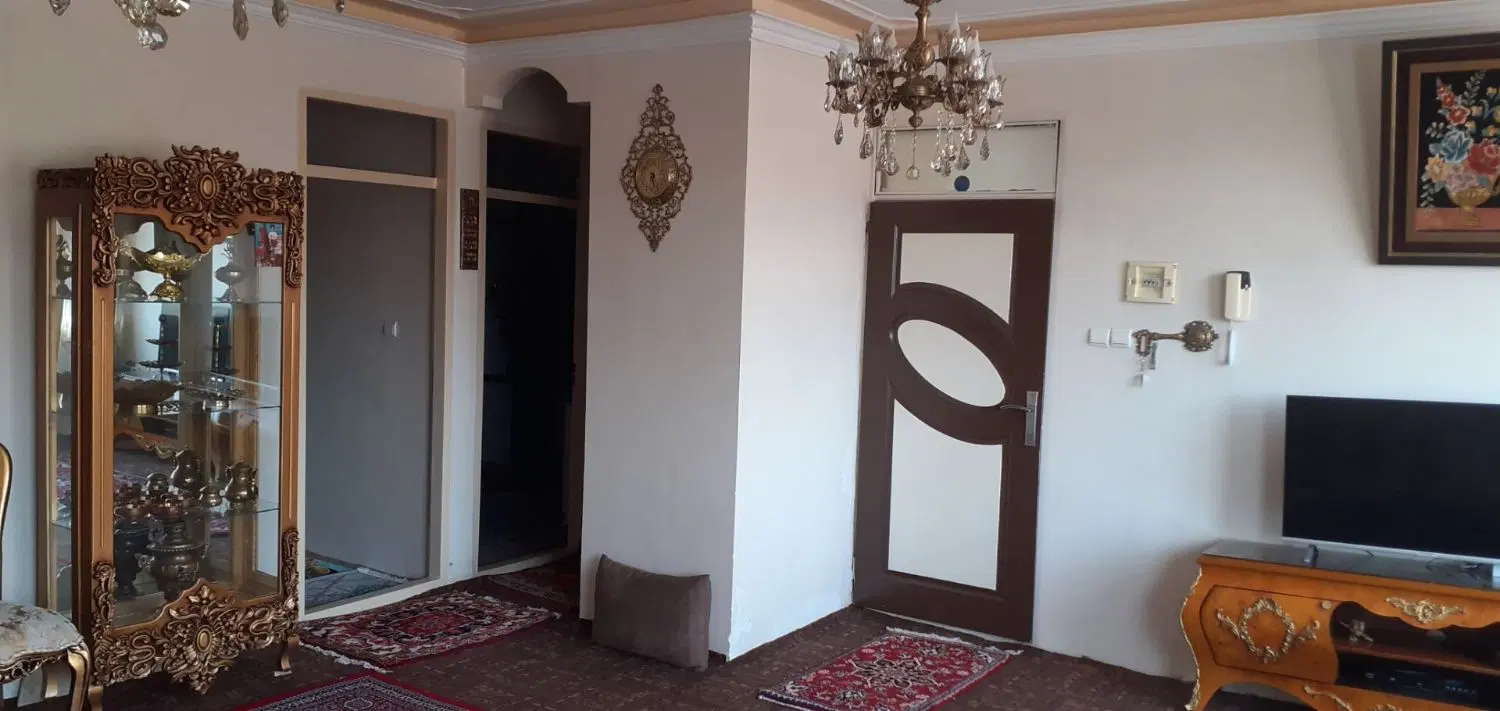 خانه حیاط آپارتمان