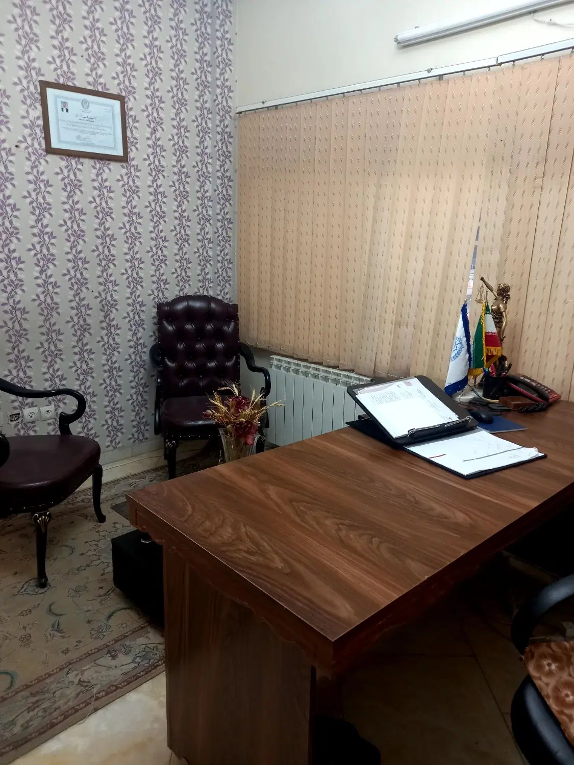 واحد با سند اداری،پارکینگ و تابلوخور