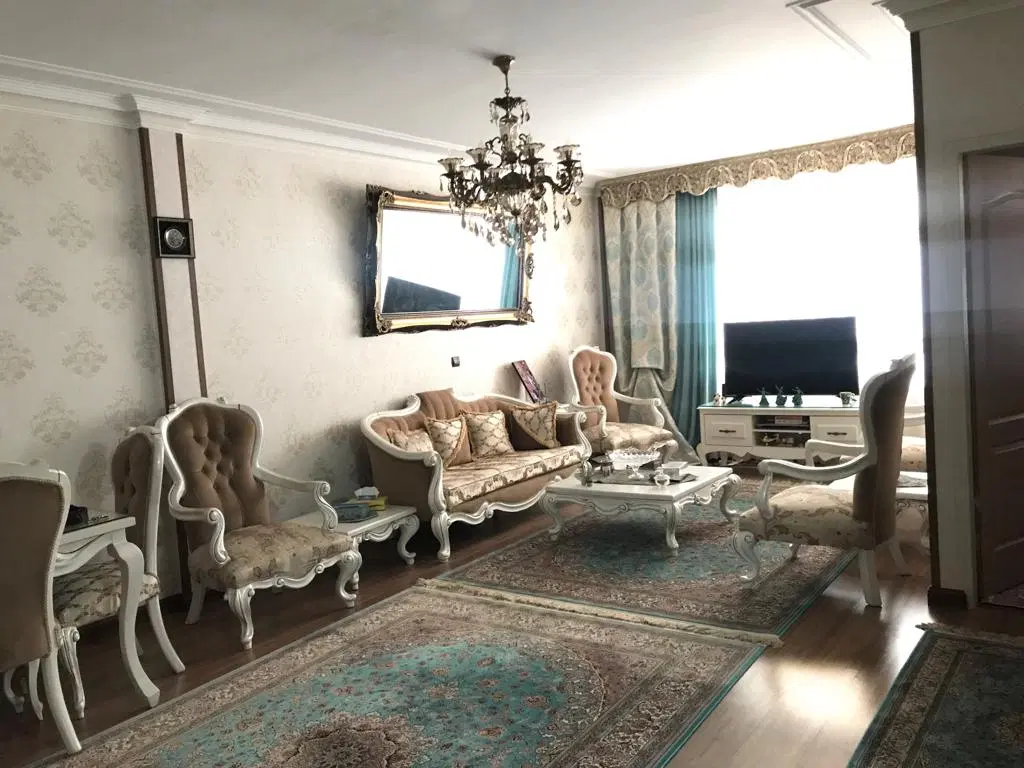 ۸۰ متر مترو تهرانپارس