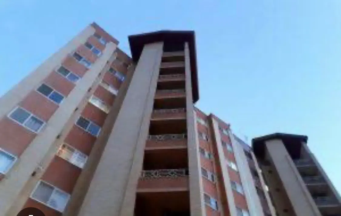 .شهران 140متر3خواب شهران شهرک او پی چی فول امکانات