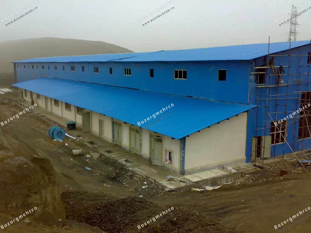 مرغداری گوشتی ۲۰ هزاری اجاره  تمام فول