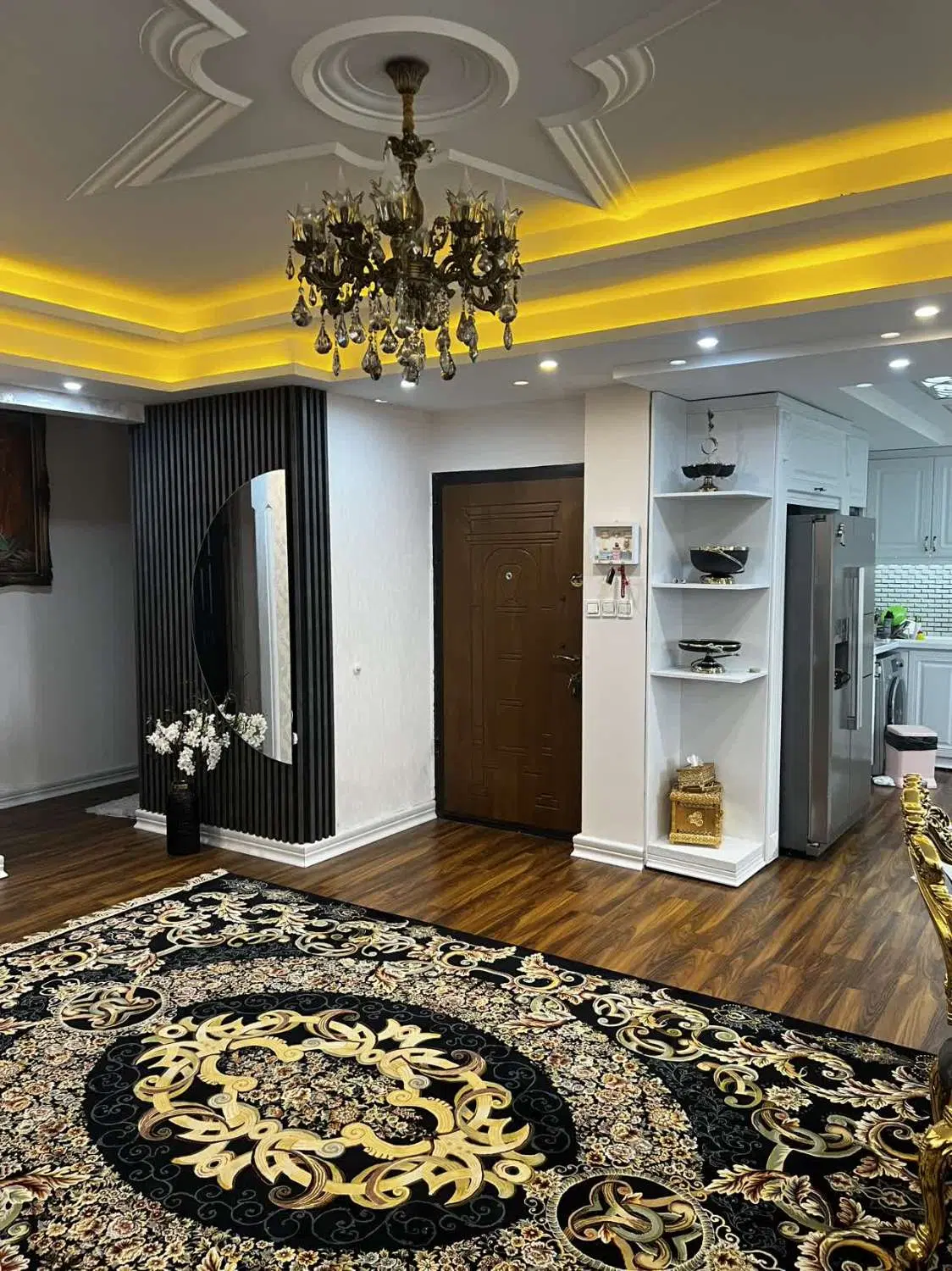 رهن و اجاره واحد ۱۳۰ متری کوی انتظام لاهیجان