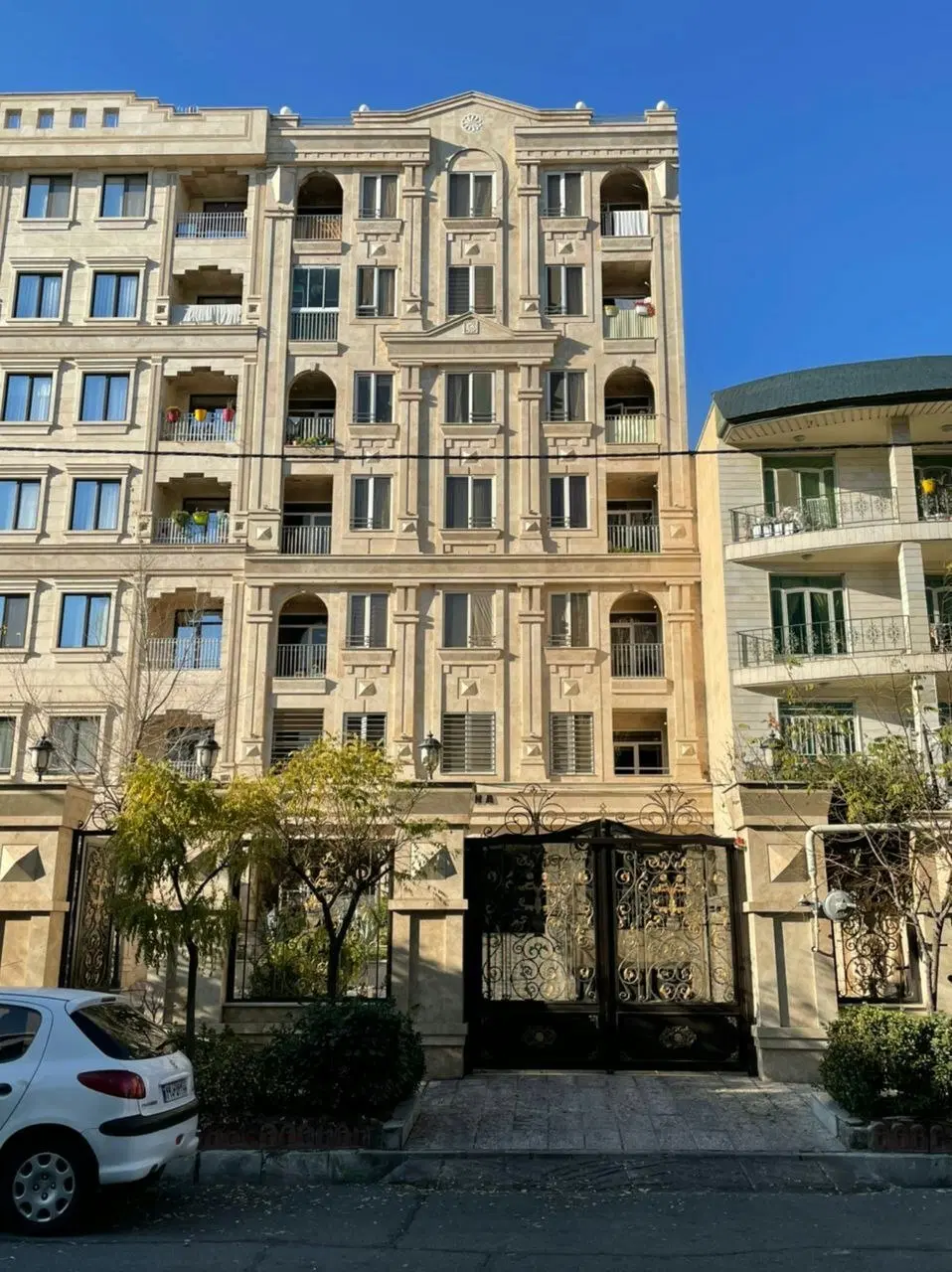 فروش آپارتمان* نوساز قیام جنوبی
