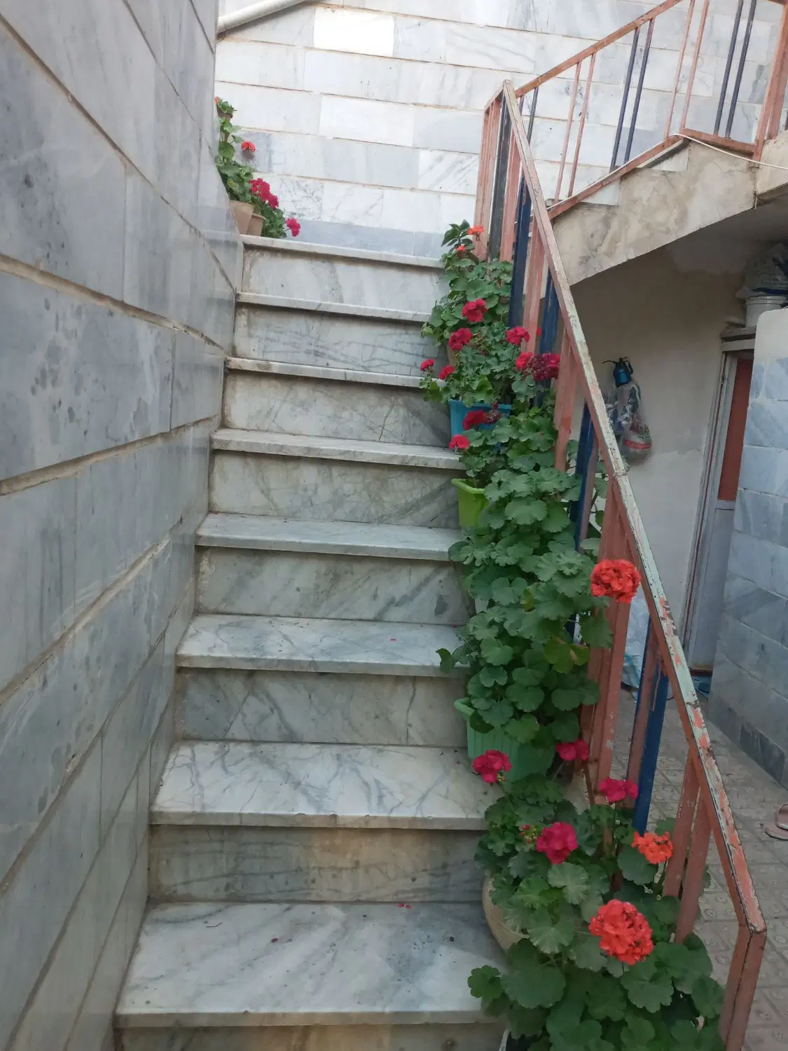 ویلایی دوطبقه