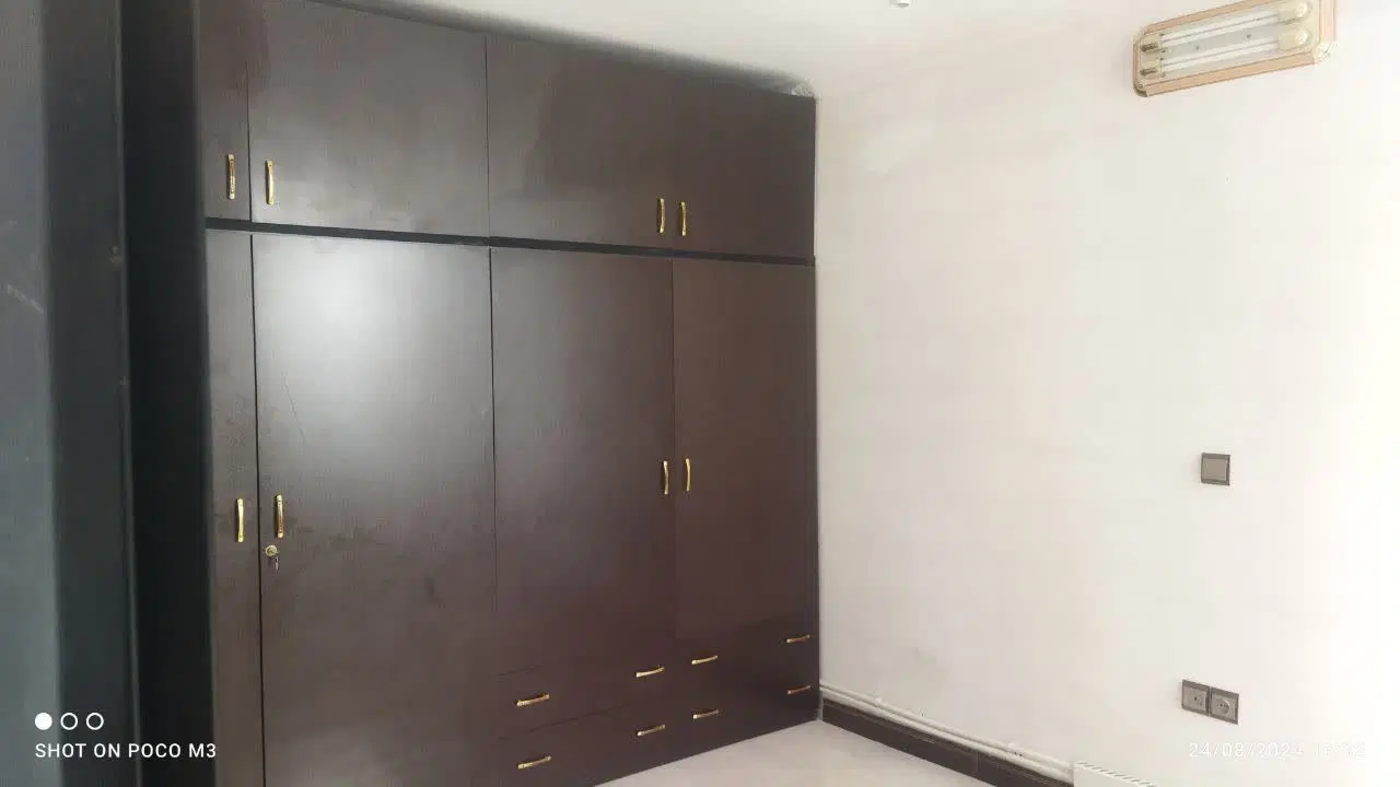 واحد 155 متری شیک وتمیز