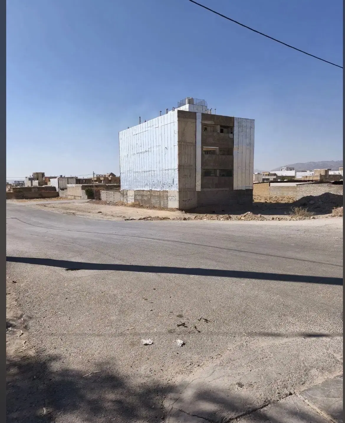 زمین تمام تجاری ارشاد