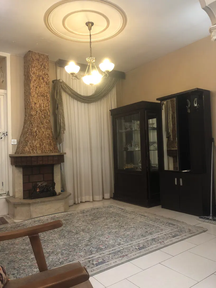 ۶۳ متر _ط همکف_ نارمک جنوبی_غرق نور_ مالکم
