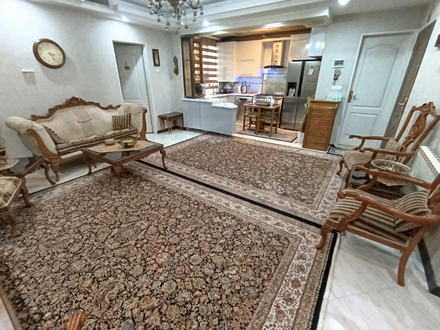 آپارتمان ۱۵ باشگاه