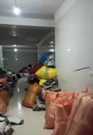 فروش مغازه ۹۵ متری میخک۱
