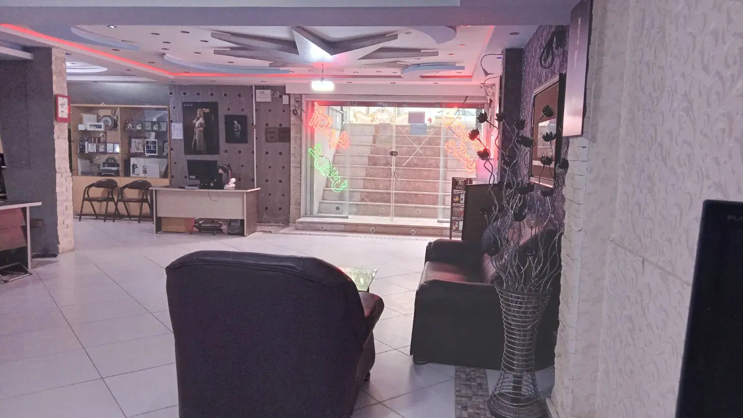 مغازه ۱۸۷متر تجاری سی متری دوم مناسب تمام مشاغل