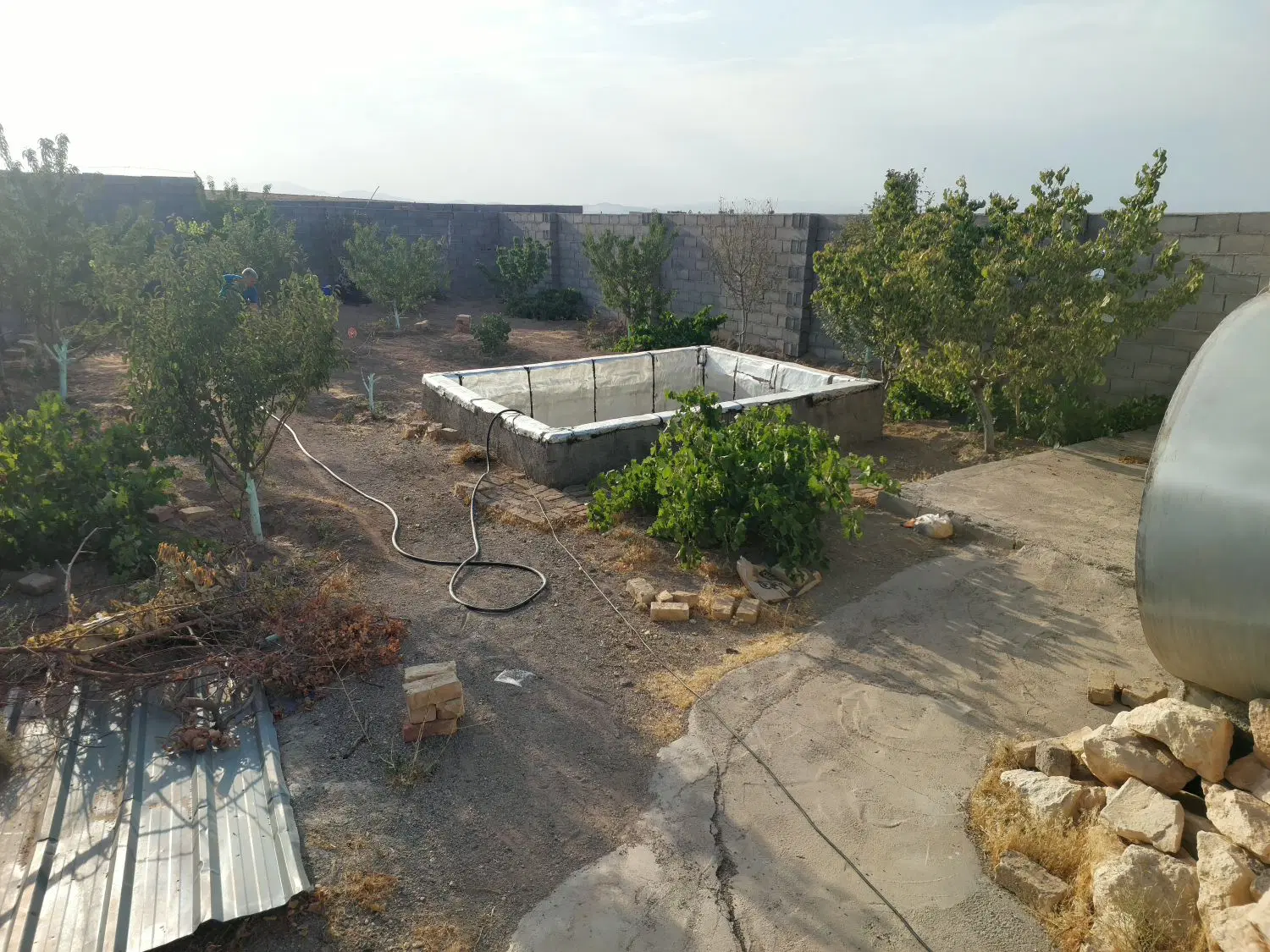 ۳۰۰ متر باغچه در روستای ورده