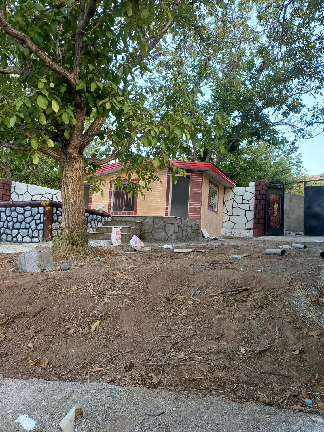 حیدره خریدوفروش باغ وباغ ویلا.زمین مسکونی