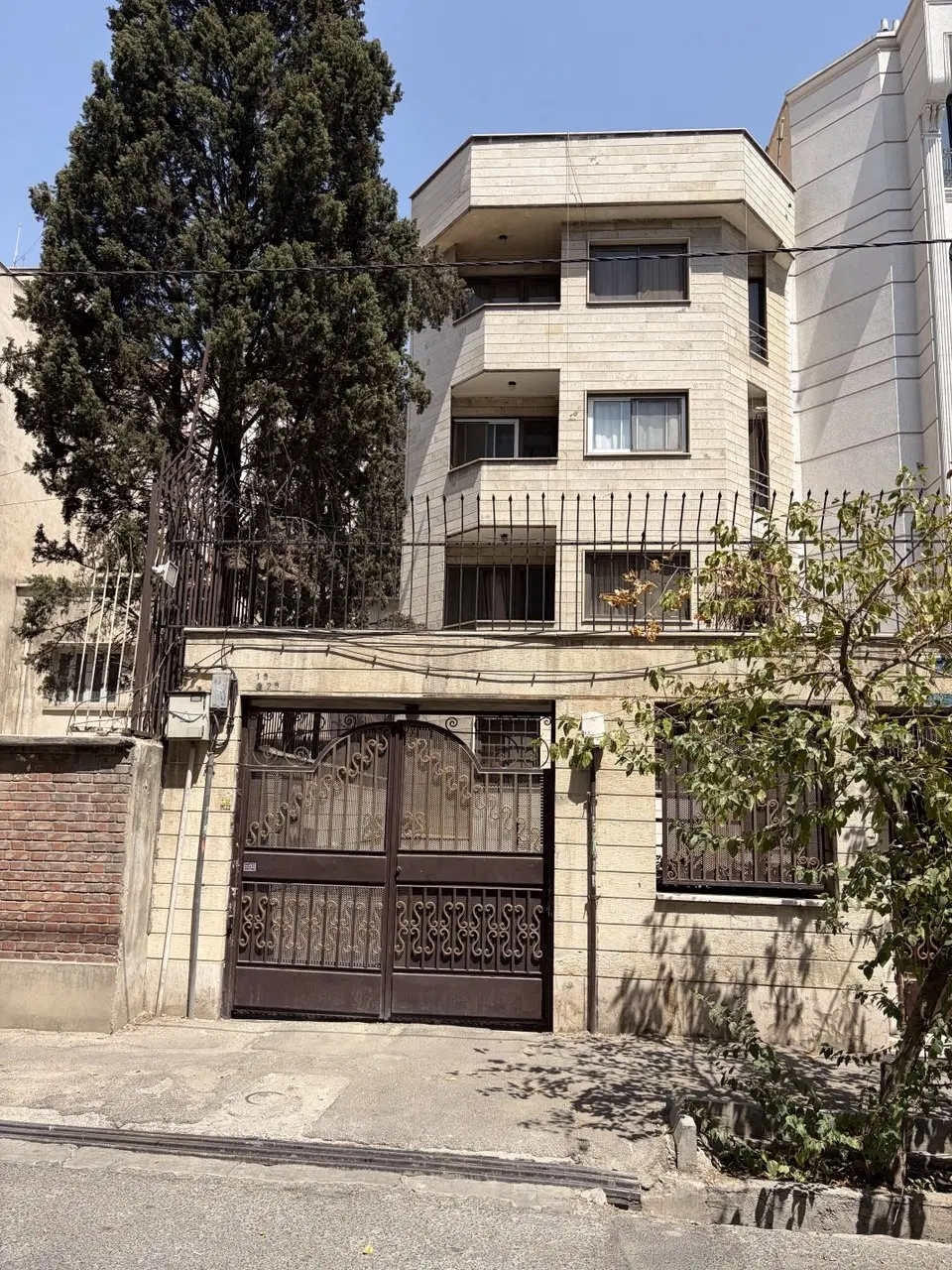 عباس آباد ۳۵۰ متر