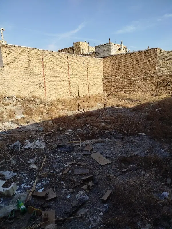زمین مسکونی حاشیه خیابان داخل بافت معاوضه با ماشین