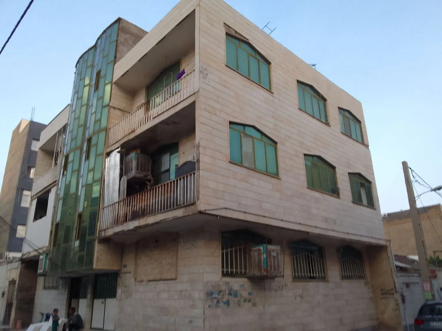 بهترین واحد در رباط کریم با قیمت مناسب