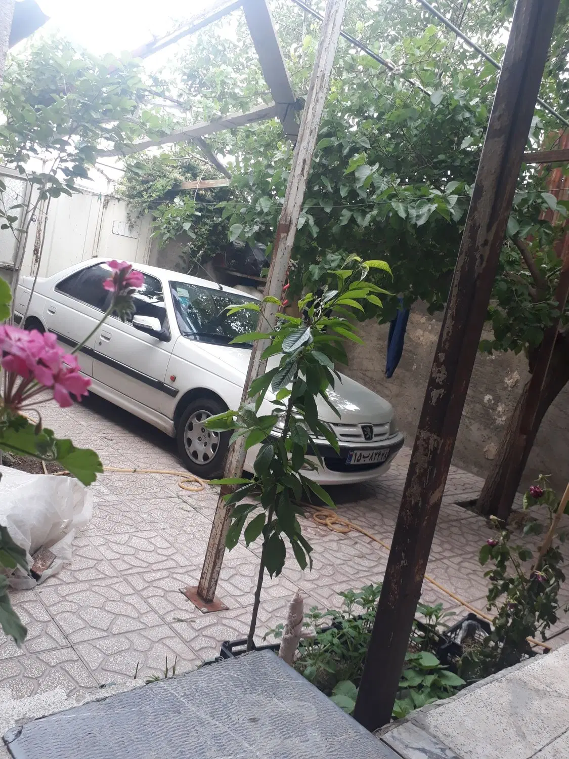 ۵۰متر نیمه زیر زمین ویلای
