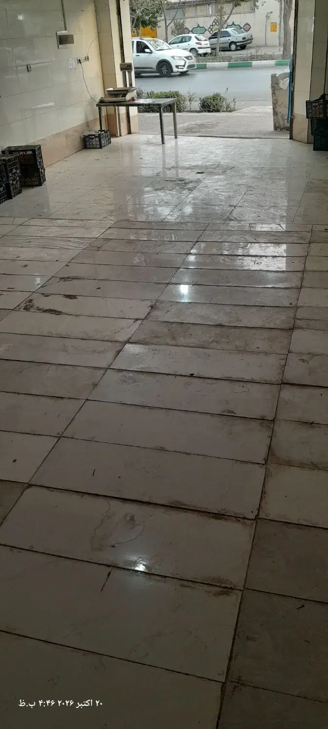 مغازه ۶۰متری بر کهندژ ماشین رو زیاد