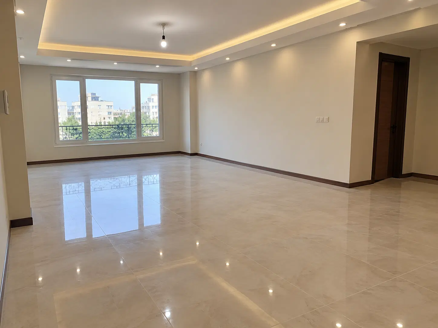 آپارتمان ۶۵متری باپاسیوی۶متری و یک خواب