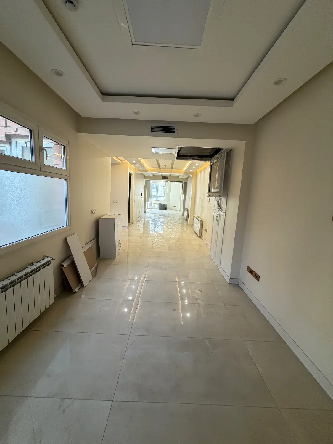 ۱۰۴۸ متر مستغلات سند اداری