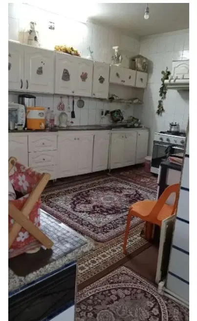 منزل سه طبقه(مسکونی وتجاری)