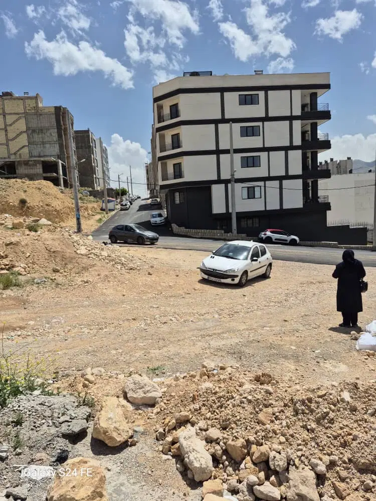 زمین نیرو انتظامی