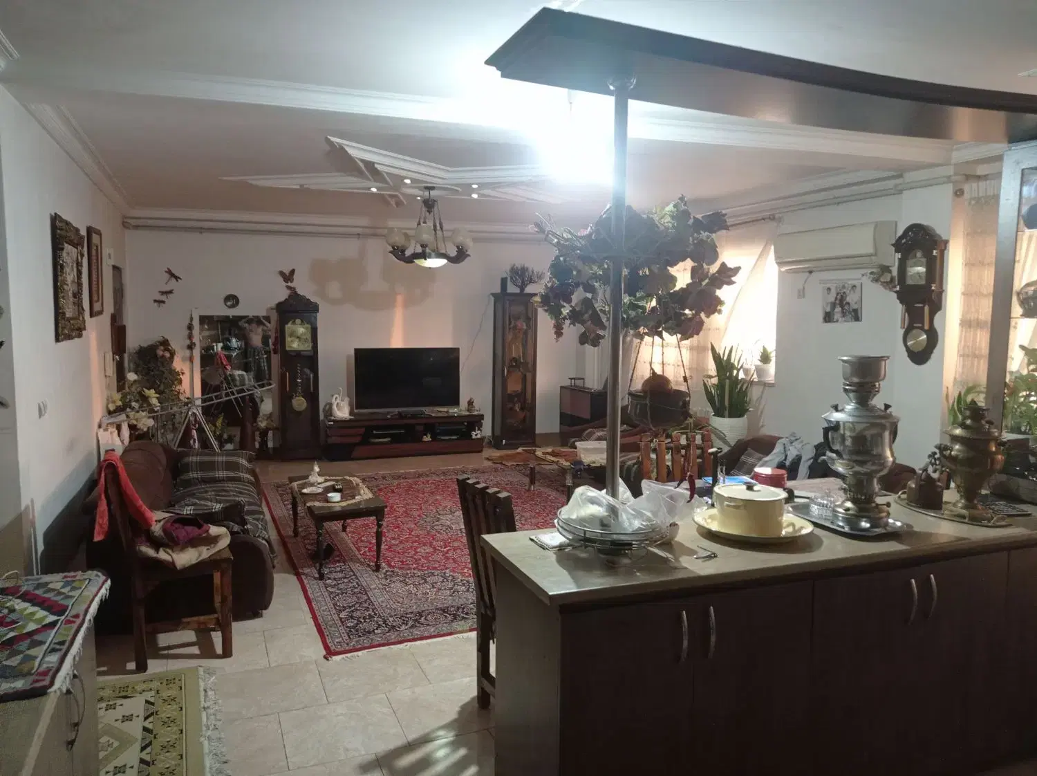 واحد آپارتمان بزرگ اول خیابان جماران