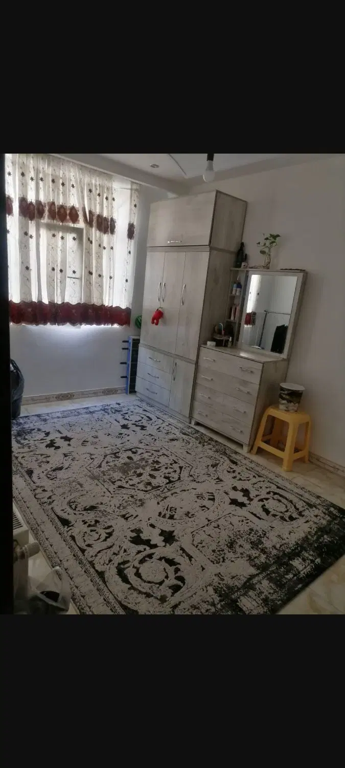 ۸۰متر دوخوابه فول امکانات طبقه دوم(کارون امام)