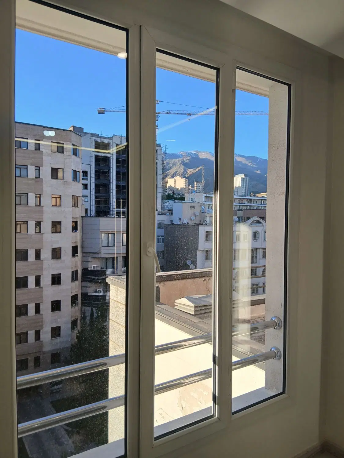 سعادت اباد بالای کاج مروارید ۲۷۰ متر ۴ خوابه رهن