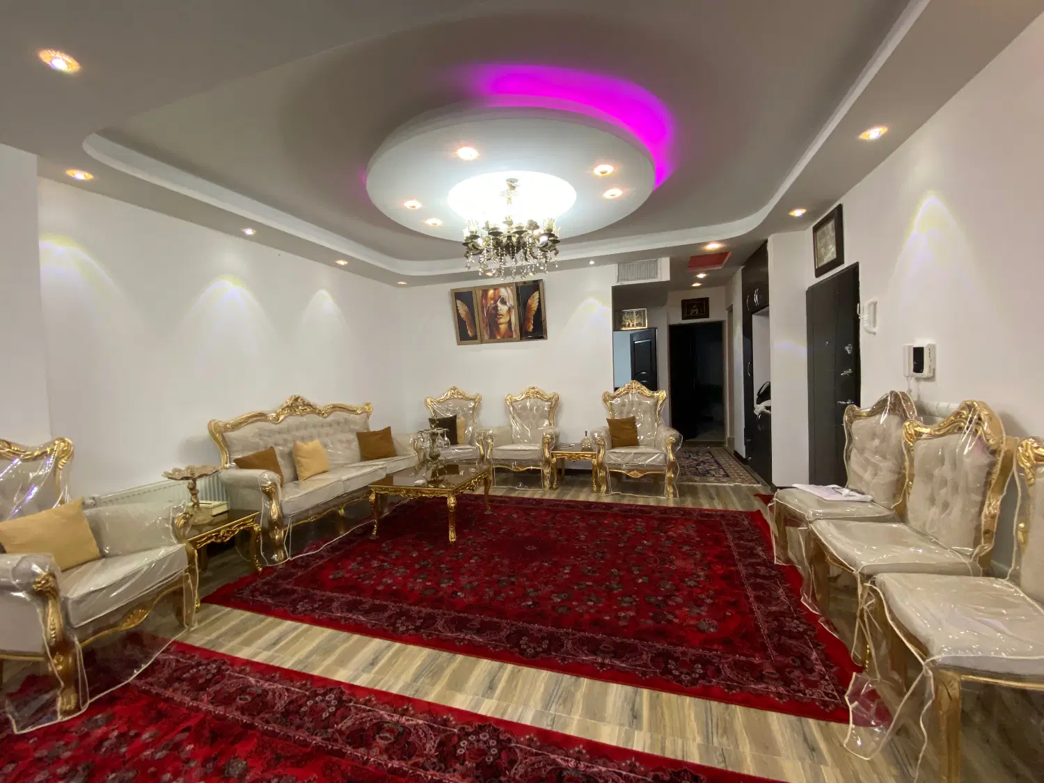 اپارتمان۱۳۴متری چهار طبقه تک واحدی شهرک دادگستری