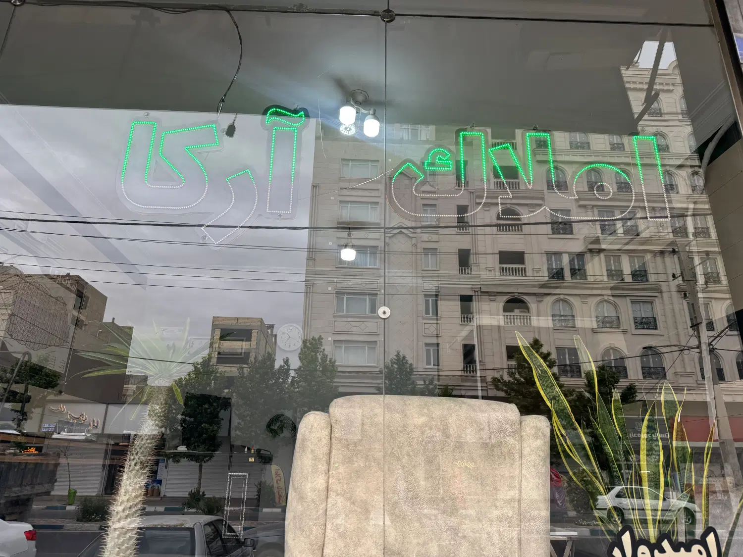 فروش آپارتمان ۶۰ متری خادم آباد املاک آرکا
