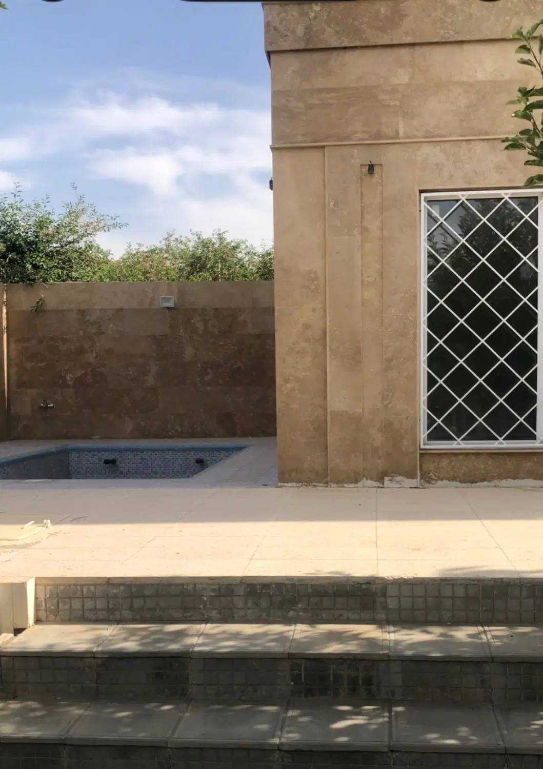 فروش ویلا عارفی