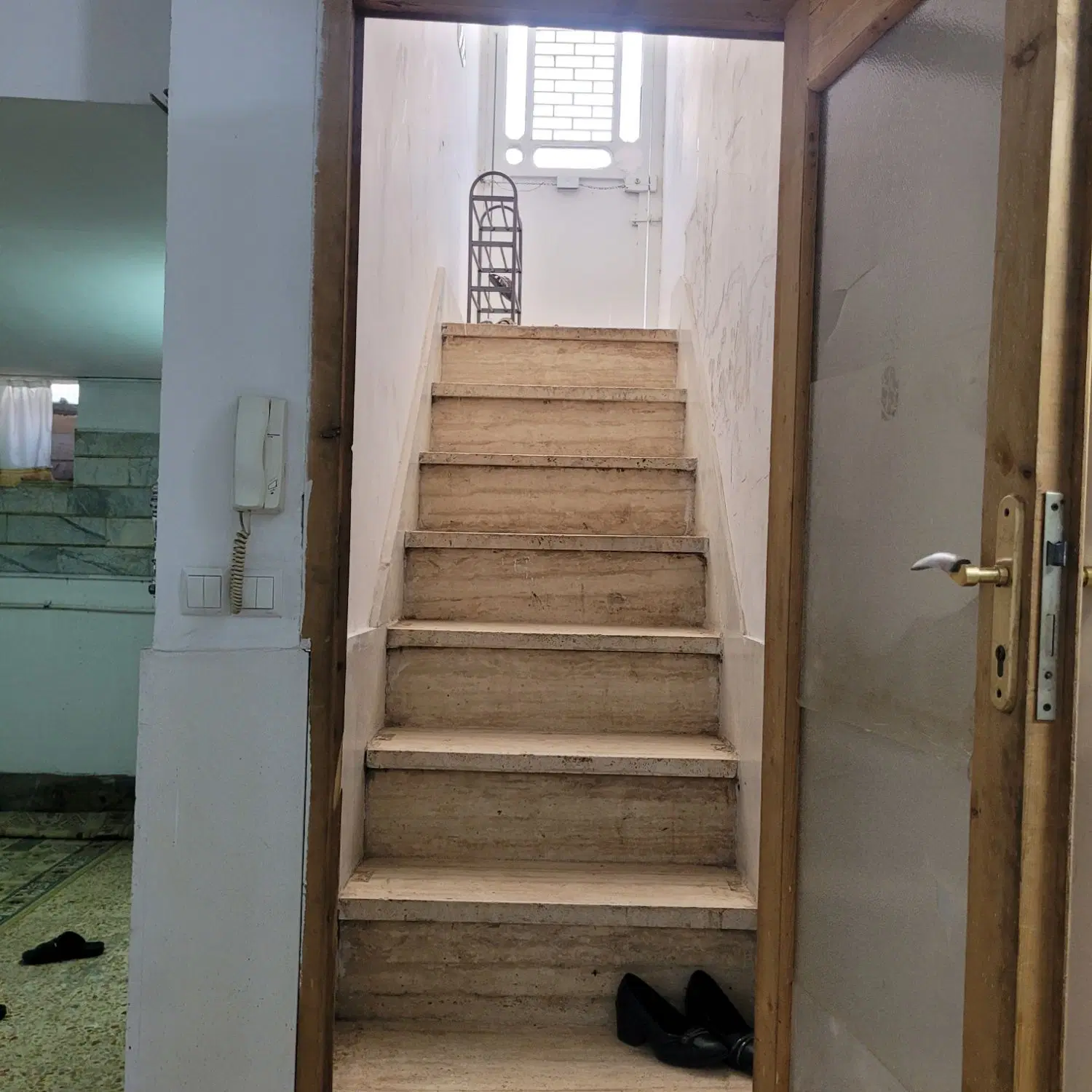 زیرزمین مستقل در نوبهار